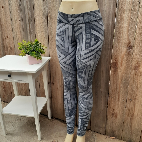 Reebok Power Playdry Leggings Size Small - Picture 3 of 14